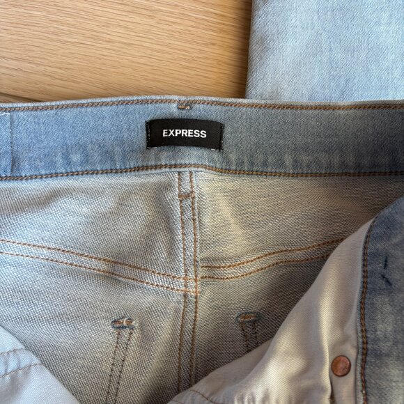 Express Light wash skinny jeans Size 4L - Picture 8 of 8